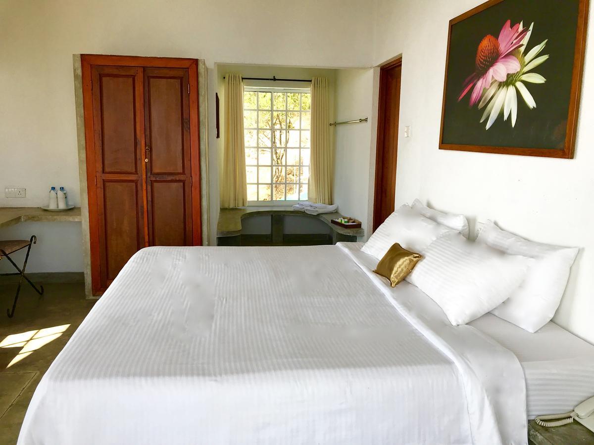 Club Lespri Hotel Palle Deltota ภายนอก รูปภาพ