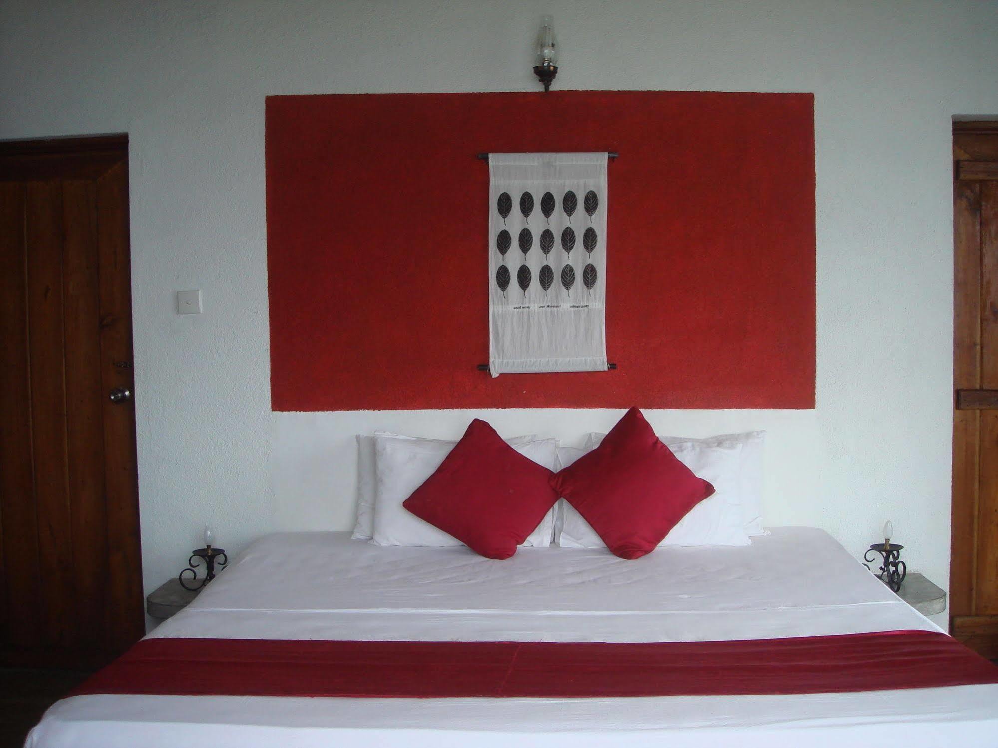 Club Lespri Hotel Palle Deltota ภายนอก รูปภาพ