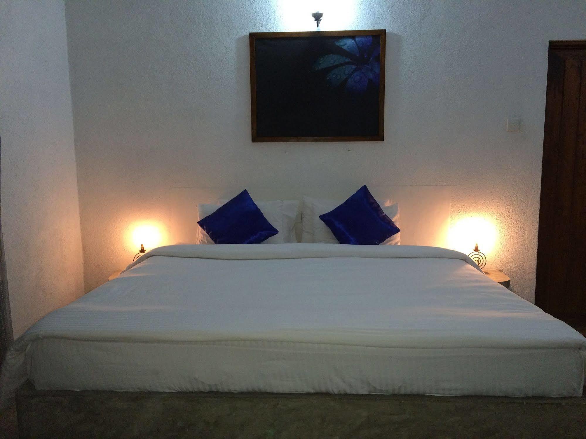 Club Lespri Hotel Palle Deltota ภายนอก รูปภาพ